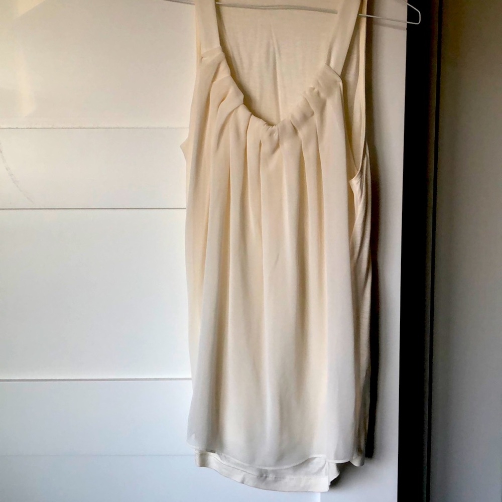 Banana Republic Light Top